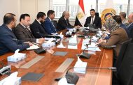وزير الصناعة يبحث مع مجموعة العربي خطة إقامة توسعات جديدة بقيمة 480 مليون دولار بقويسنا الجديدة