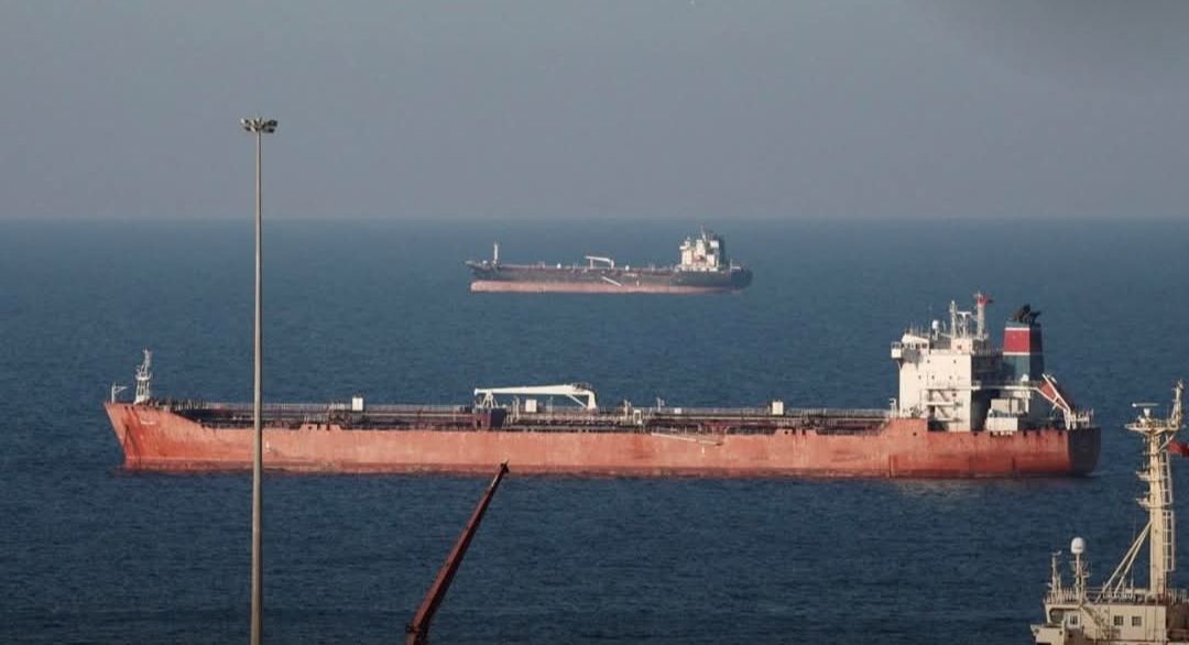 ايران تسعى لتسعير النفط باليوان عبر مضيق هرمز