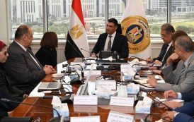 وزير الصناعة يبحث مع جنرال موتورز خططها التوسعية لتعزيز تنافسية صناعة السيارات في مصر