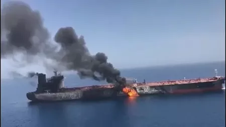 إيران تعلن استهدافها ناقلة نفط أمريكية في الخليج ولا تأكيد حتى الآن