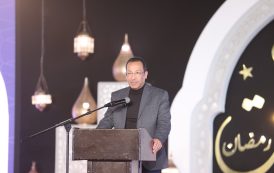 هندى يلقي خطابًا في السحور السنوي لـ CIT