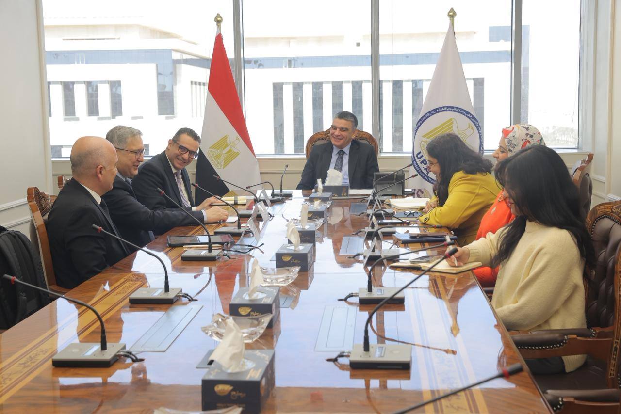 هيئة الشراء الموحد تبحث مع شركة عبدي إبراهيم للأدوية فرص التعاون وتوطين صناعة الدواء في مصر