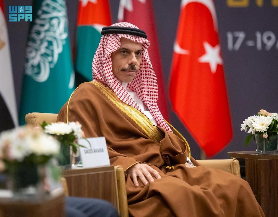 وزير الخارجية السعودي يناقش جهود إعادة إعمار غزة فى أنطاليا