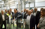 رئيس الوزراء يتفقد محطة تحلية مياه البحر بمدينة العريش