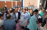 محافظ القليوبية يطلق التيار الكهربائي بمحطة صرف صحي 