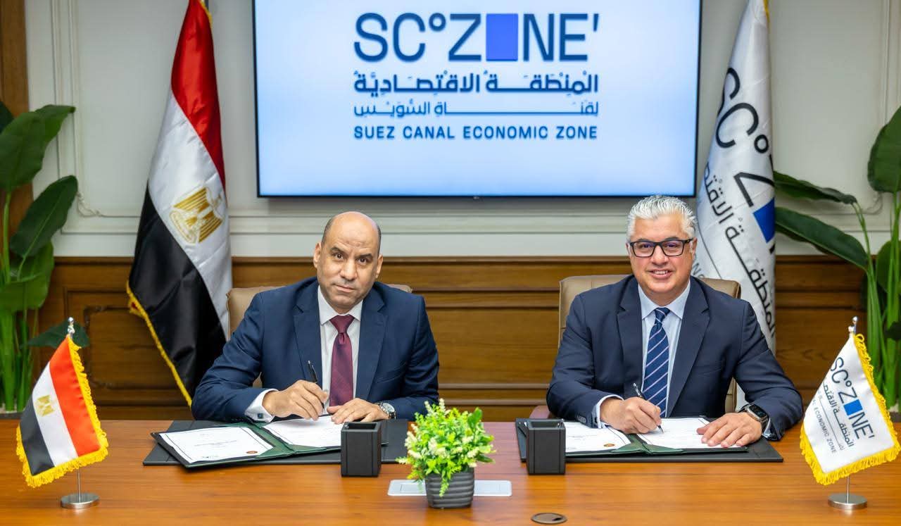 اقتصادية قناة السويس توقع بروتوكول تعاون مع  العمل لتعزيز كفاءة سوق العمل والتدريب المهني بها