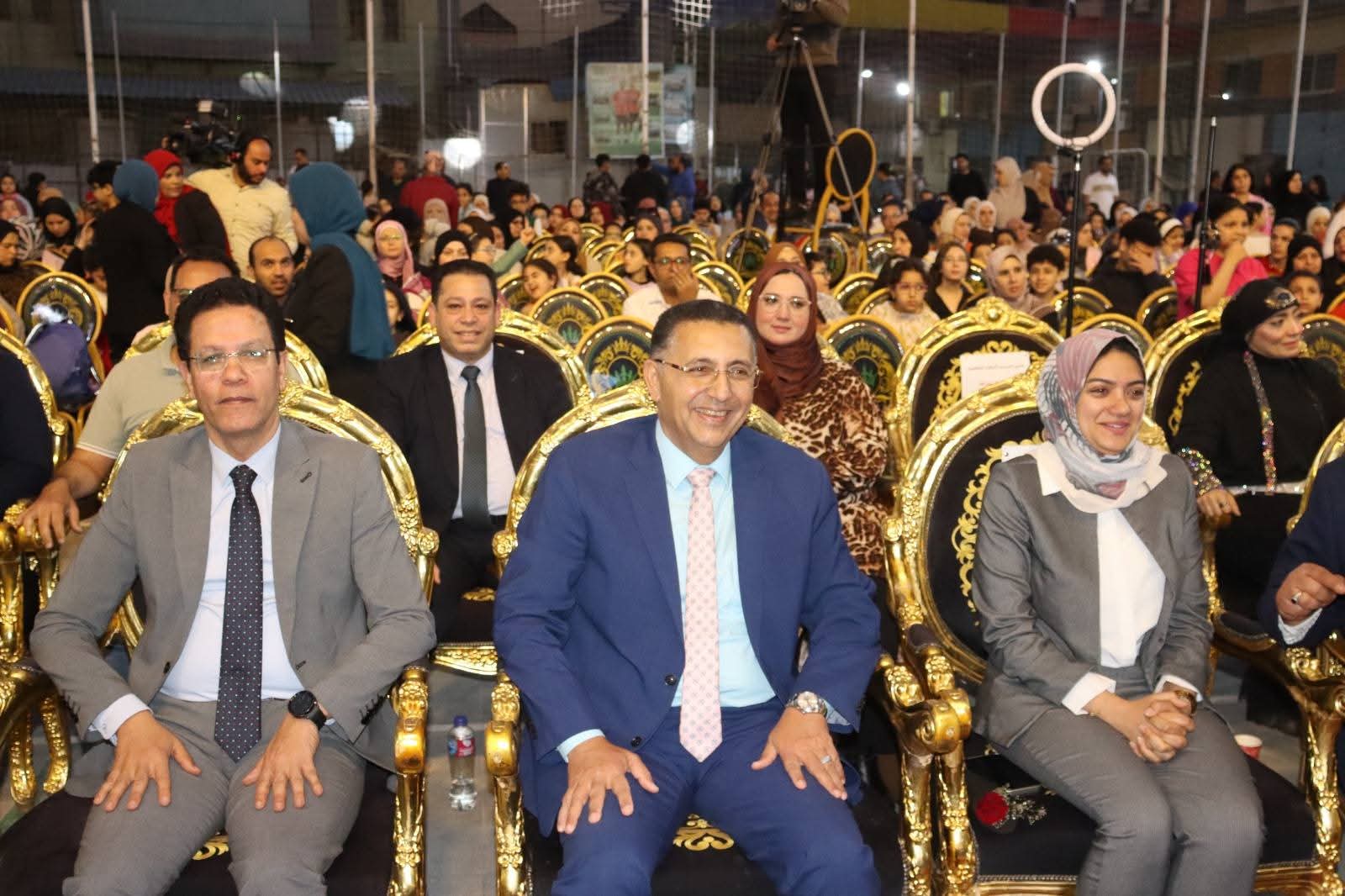 محافظ القليوبية ورئيس جامعة بنها يشهدان احتفالية جمعية الشبان العالمية بالذكرى الـ 44 لتحرير سيناء