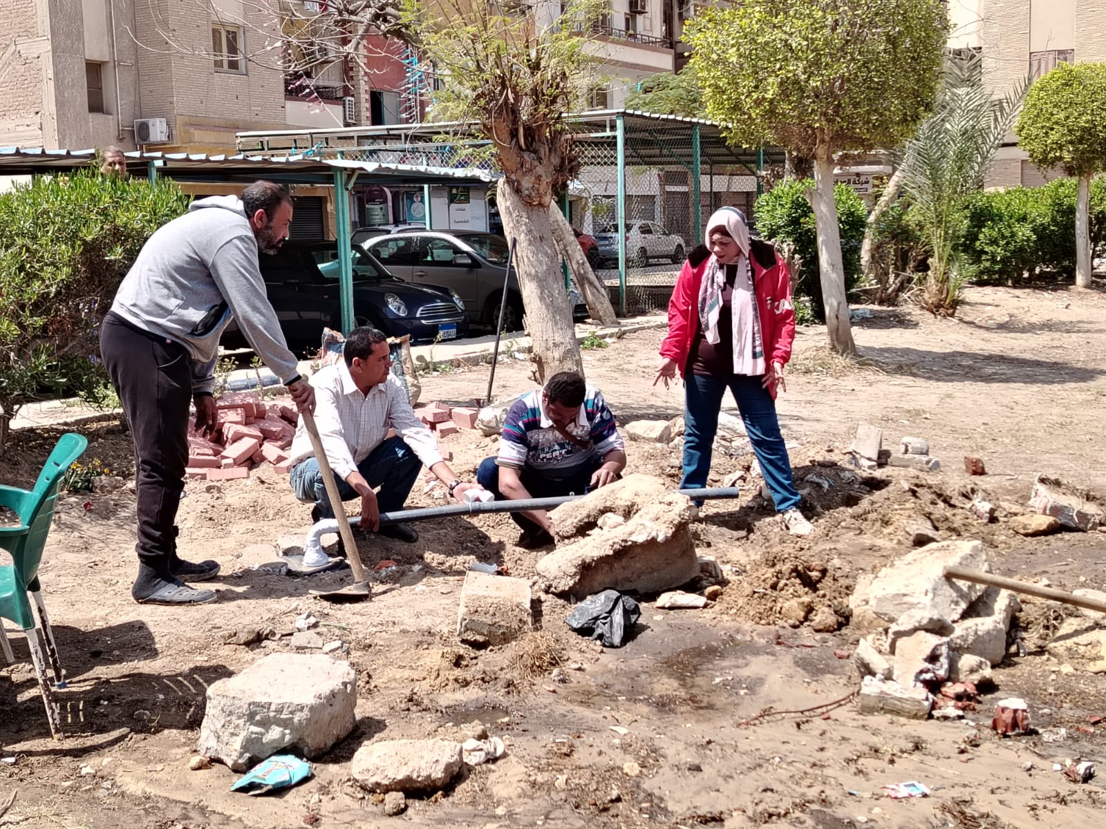 رفع كفاءة وتجميل حدائق وشوارع الإسماعيلية ضمن مبادرة “شارع منظم ورصيف آمن”