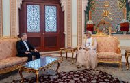 سلطان عُمان يستقبل وزير الخارجية الإيرانيوعراقجي يُشيد بجهود عُمان الدبلوماسية