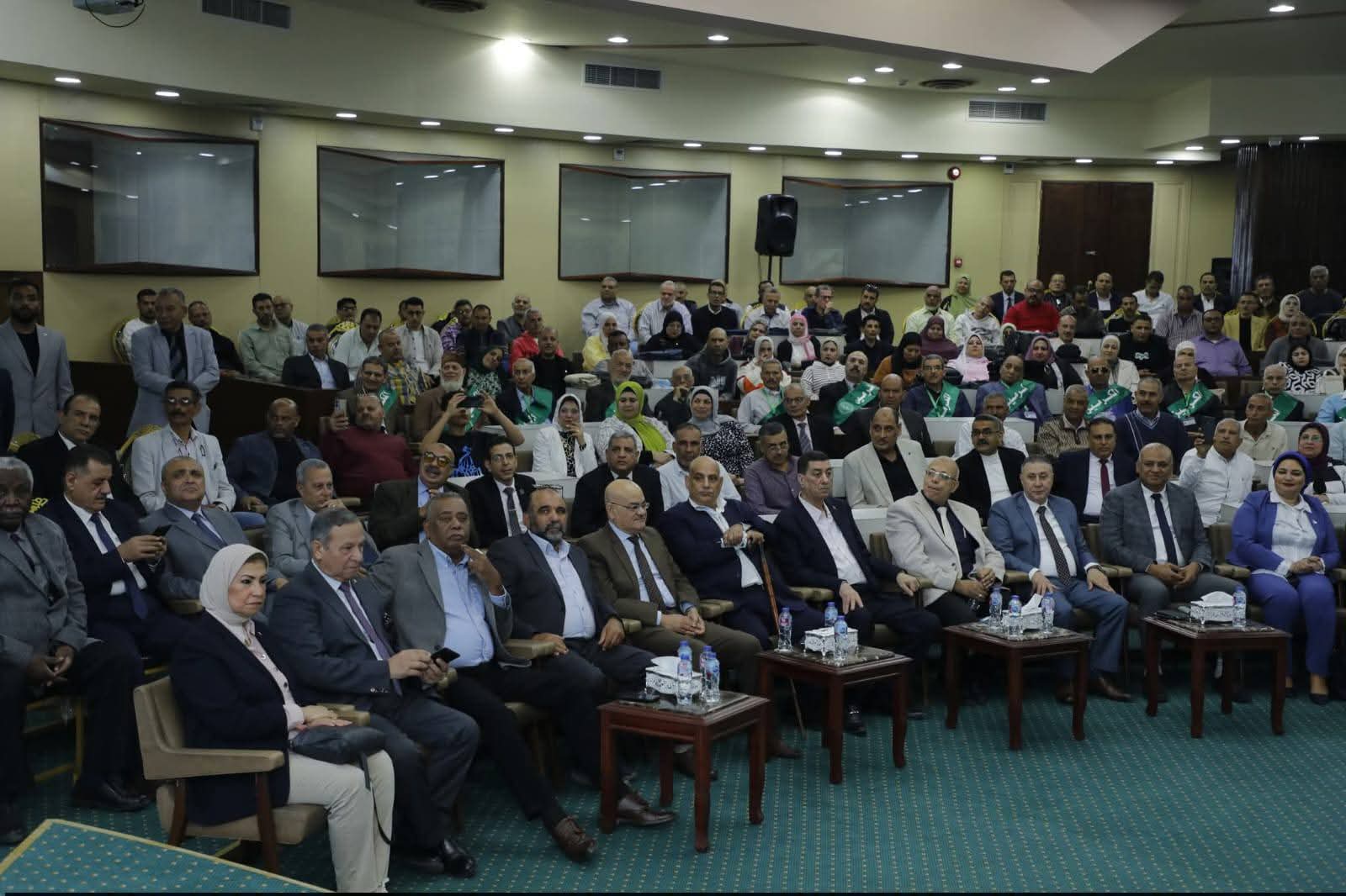 العاملين بالصناعات الهندسية تؤكد انطلاقة جديدة نحو تطوير قطاع الغزل والنسيج وتعزيز حقوق العمال