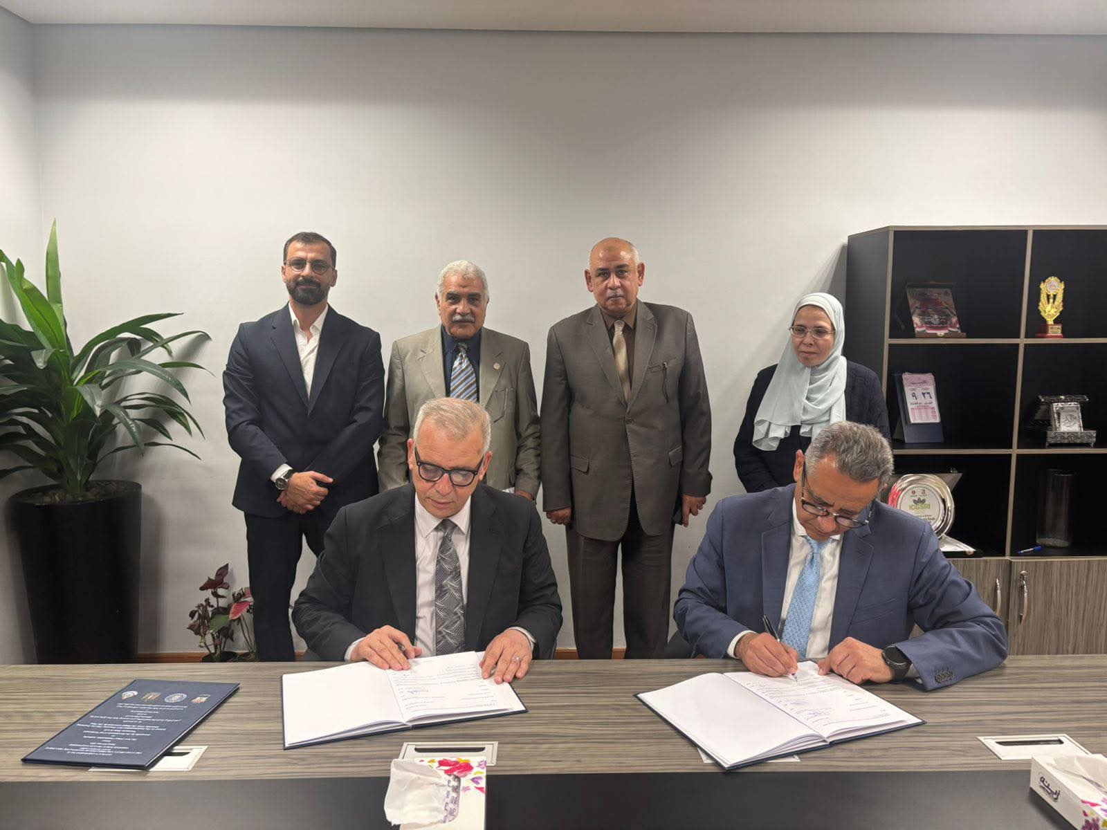 توقيع عقد بين «المجتمعات العمرانية الجديدة» وتحالف «أوراسكواليا» لتنفيذ مشروع مولدات الغاز المتطورة