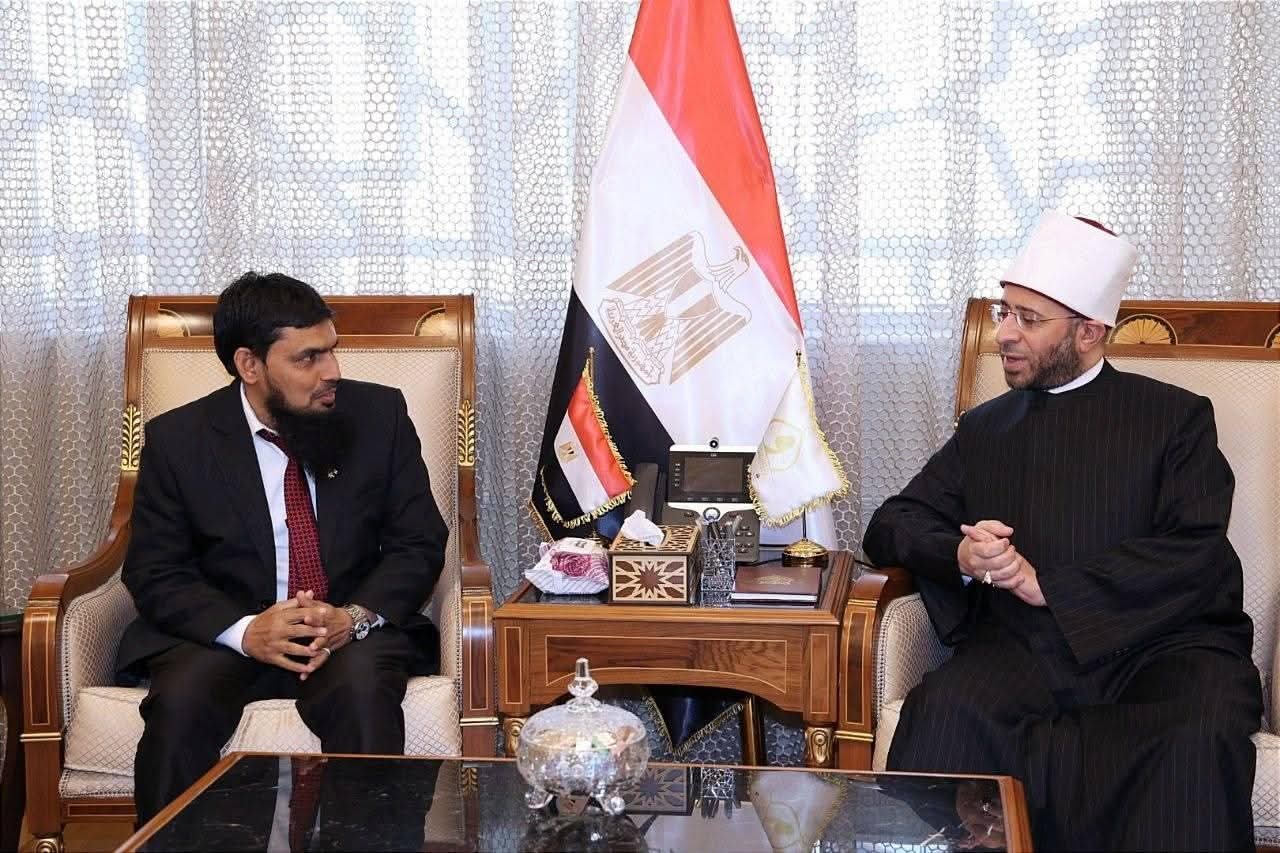 الازهري يستقبل وفد جامعة المالديف الإسلامية لبحث تعزيز التعاون العلمي والدعوي