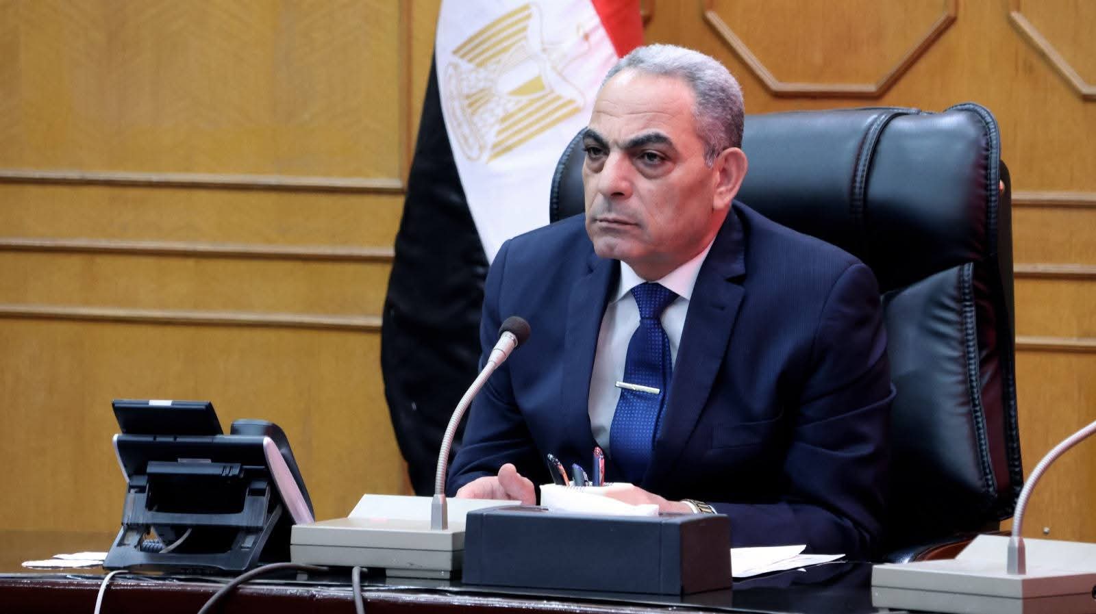 محافظ الإسماعيلية يتابع جهود إصلاح خط طرد محطة رفع صرف صحي بورسعيد
