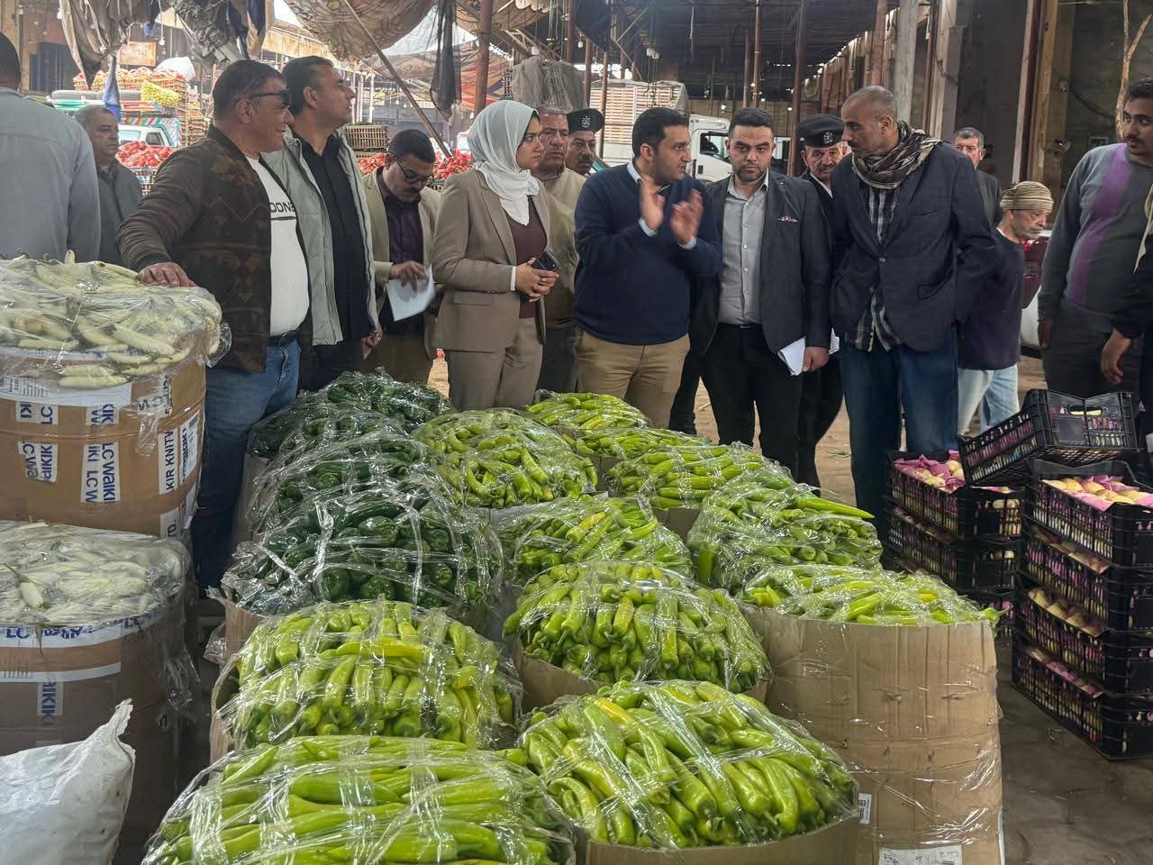 حملة مكبرة لضبط الأسواق بسوق الجملة ببنها لمواجهة التلاعب في أسعار الخضروات