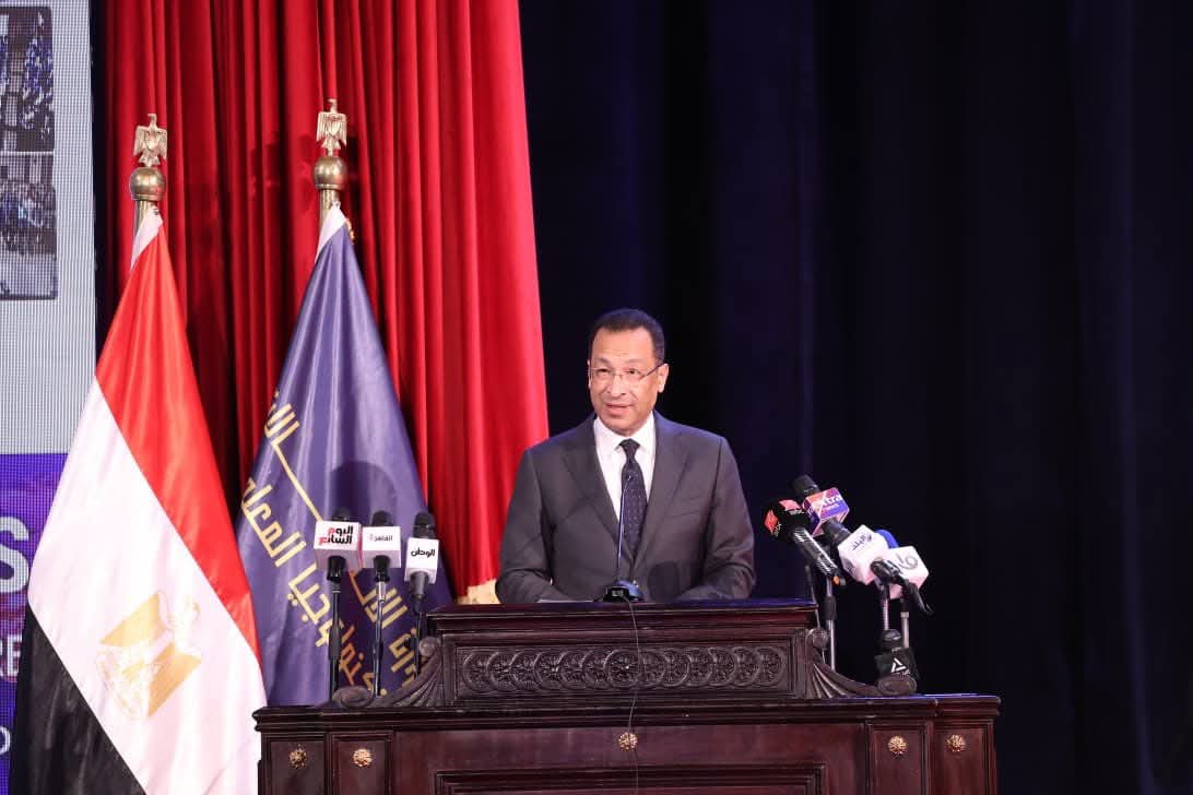 وزير الاتصالات يشهد فعاليات حفل تخريج «أجيال مصر الرقمية»