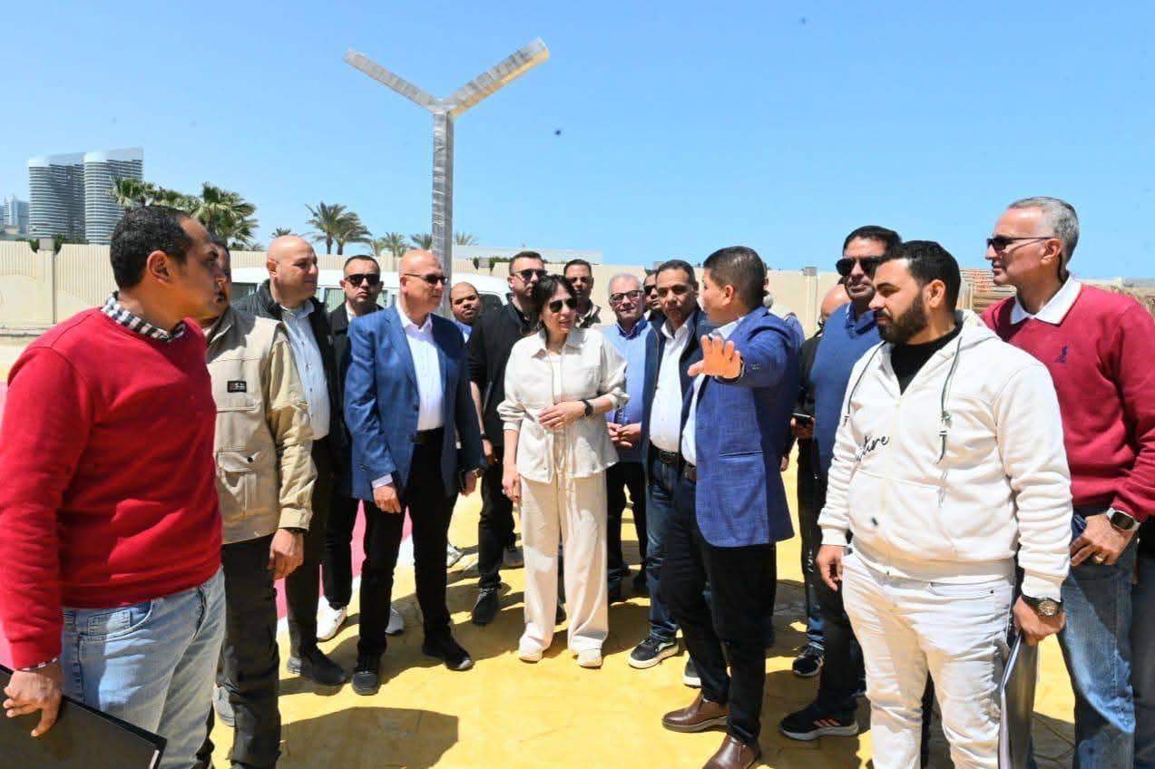 المنشاوي تتفقد مشروعات مارينا 8 و