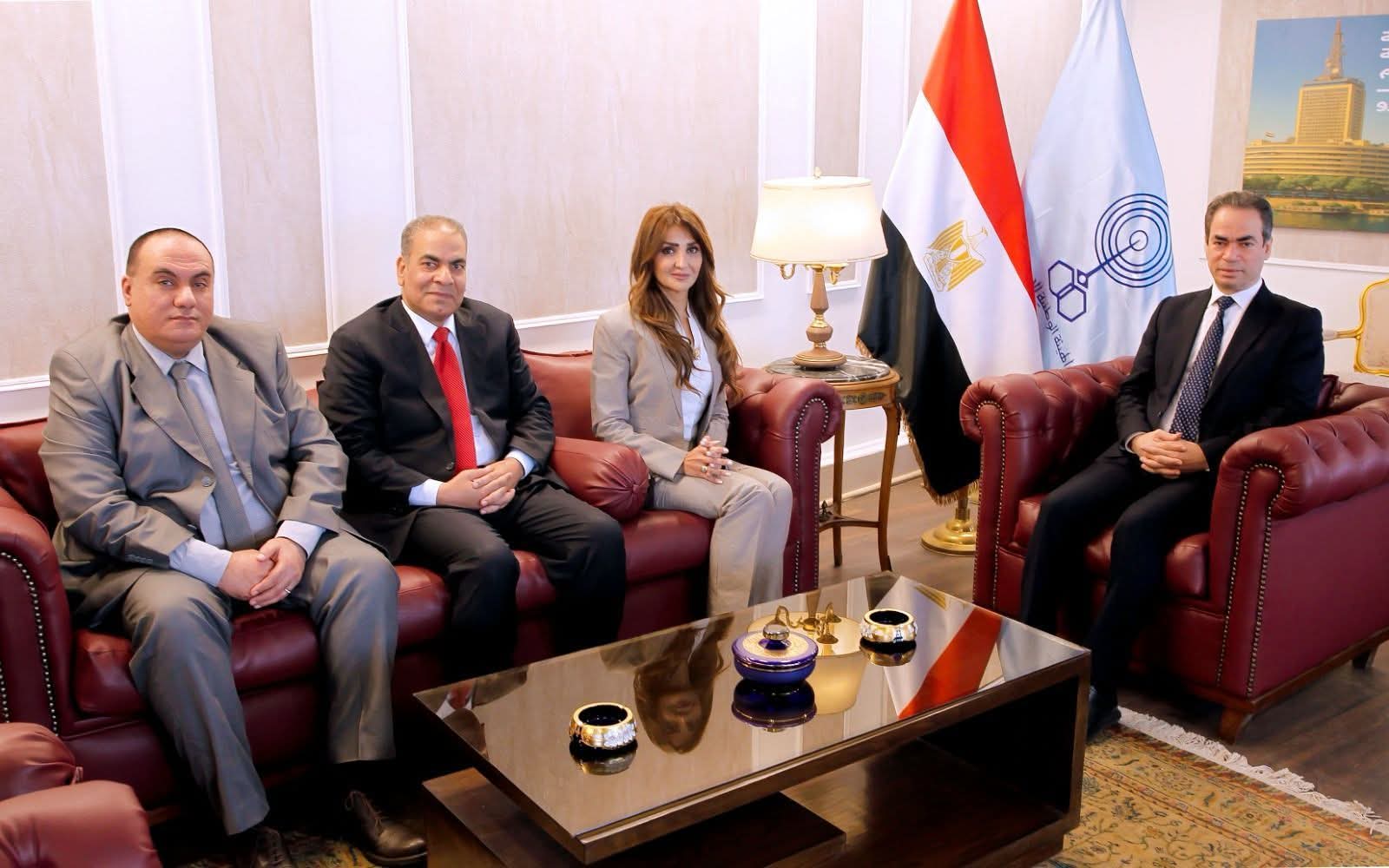 أمل رشدي وإيهاب أبو الخير وأيمن عطية نواباً لرئيس قناة النيل للأخبار