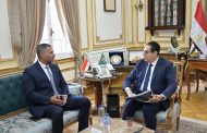 جامعة القاهرة تبحث تعزيز التعاون مع البورصة المصرية لنشر الثقافة المالية والاستثمارية