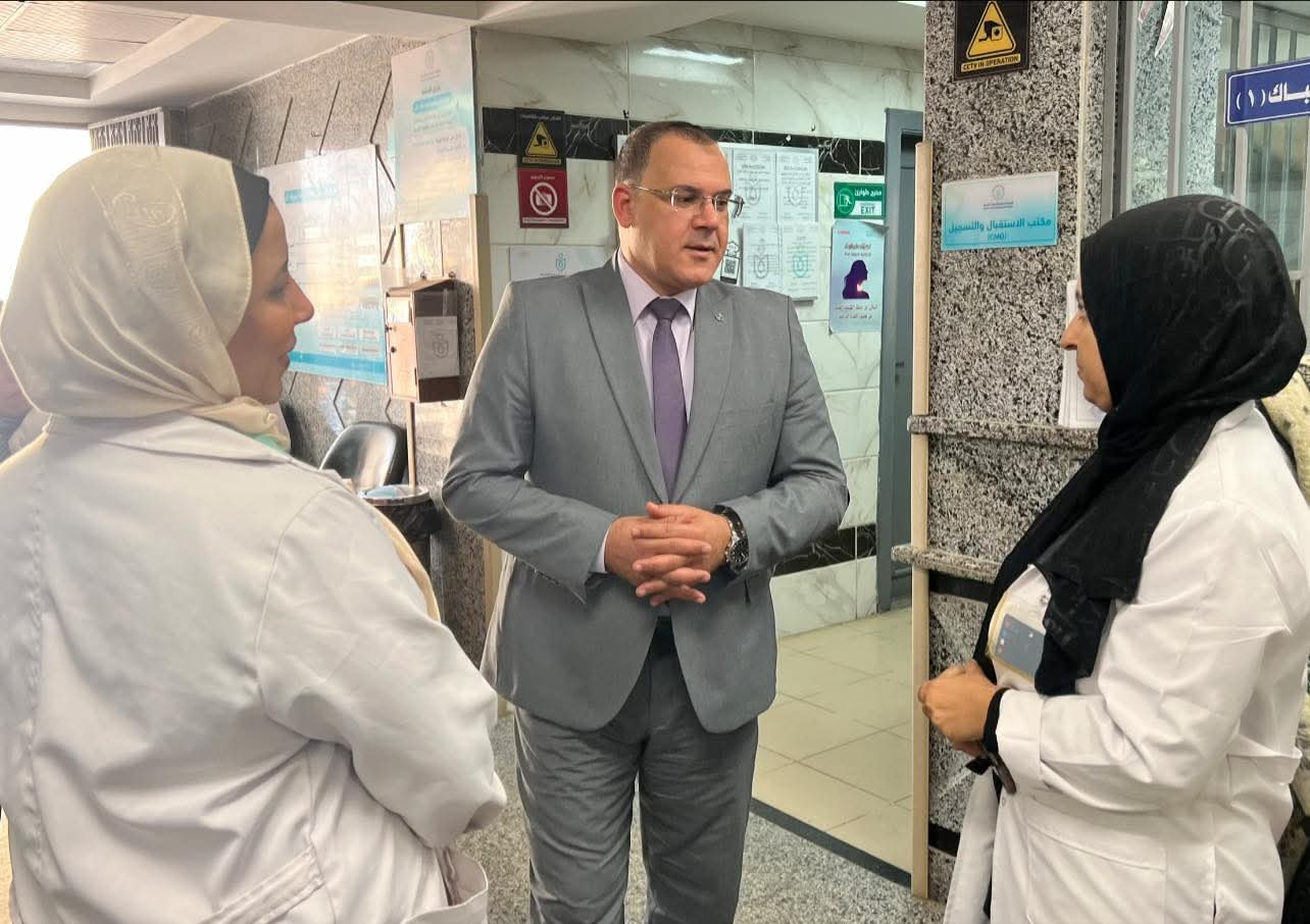 الحفناوي يقوم بزيارة مفاجئة إلى مركز طب أسرة بورفؤاد