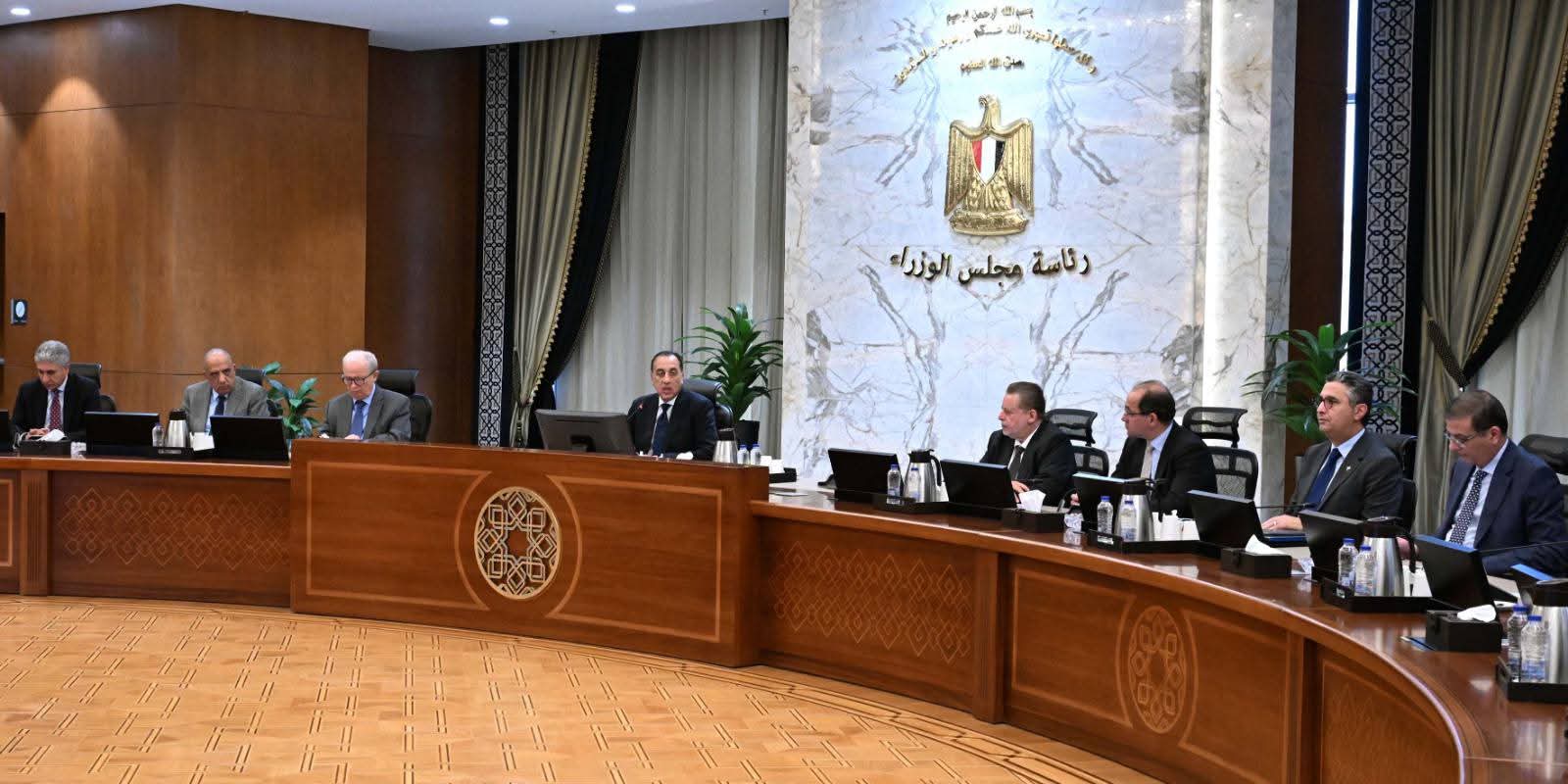 رئيس الوزراء يترأس اجتماع اللجنة المركزية لإدارة الأزمات لمتابعة انعكاسات الأزمة الإقليمية الراهنة