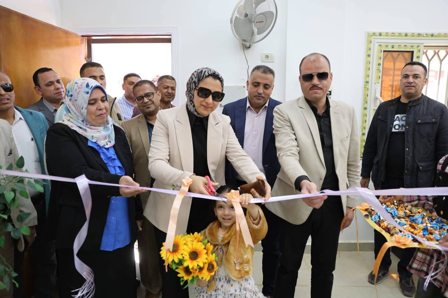 محافظ الوادي الجديد تفتتح مركز الخدمة التموينية المطور بالداخلة بتكلفة ١٢.٢ مليون جنيه
