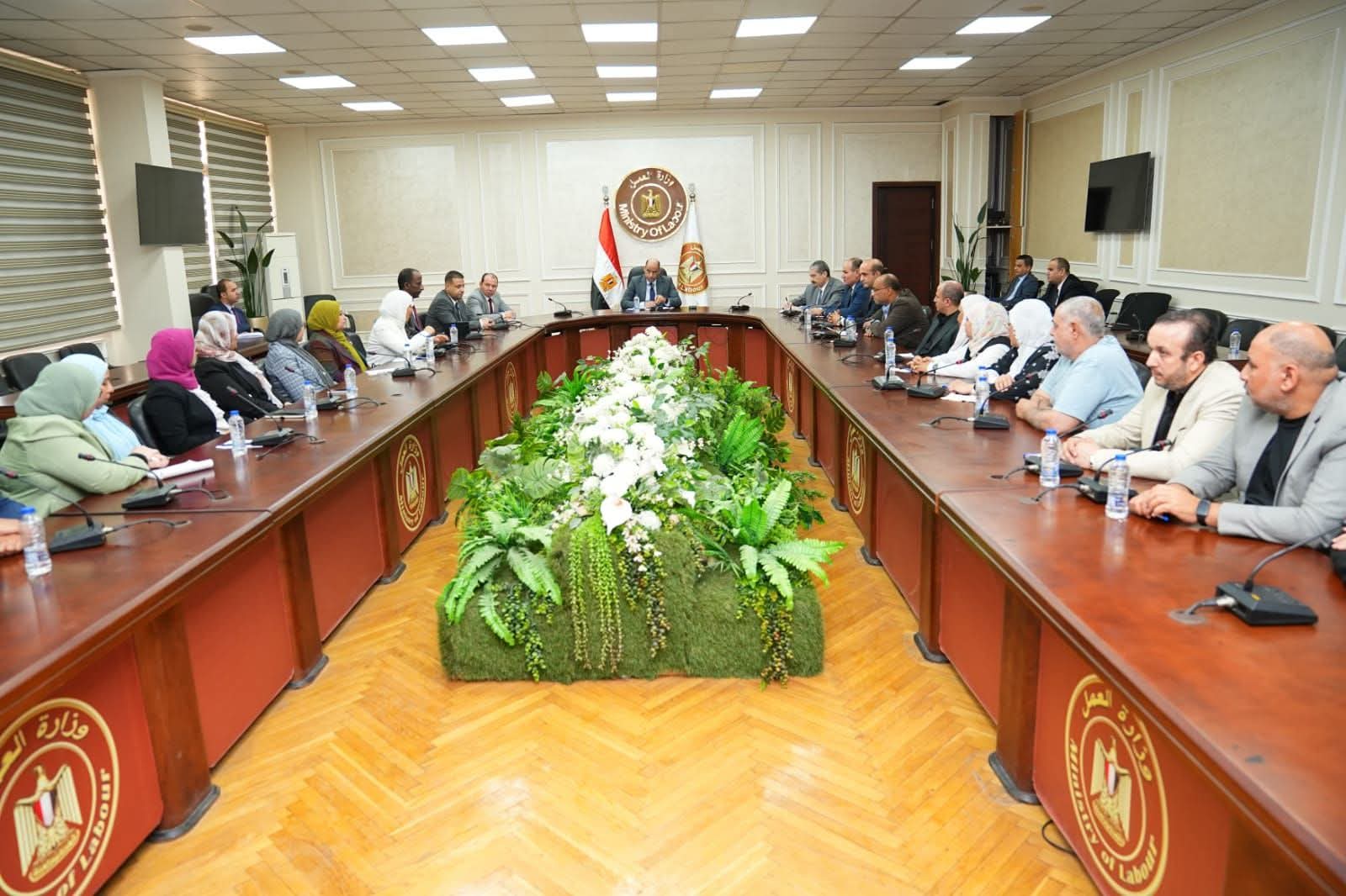 رداد : تكثيف الجهود لتحسين جودة الخدمات المقدمة للمواطنين داخل المديريات ومكاتب العمل