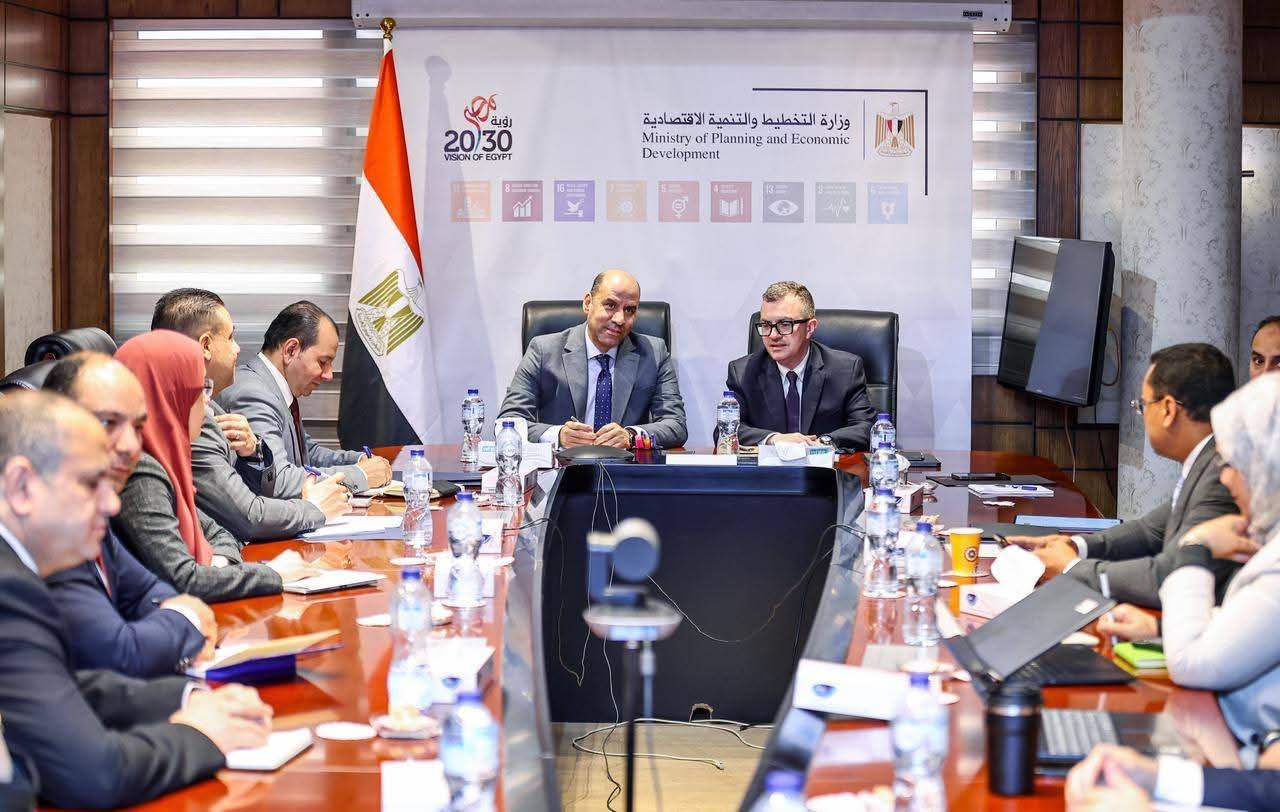وزيرا التخطيط والعمل يناقشان رفع كفاءة ومرونة سوق العمل المصري وبناء الكوادر والكفاءات