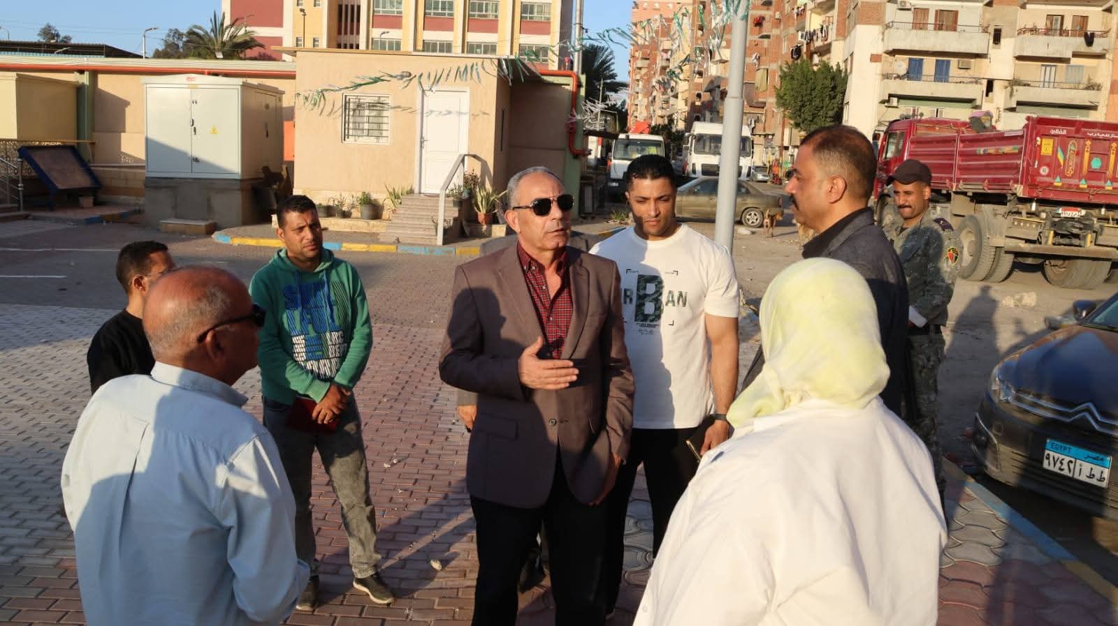محافظ الإسماعيلية يتفقد أرض المعارض ونادي السلام بحي ثان وحديقتي الخالدين والمعرفة بحي ثالث