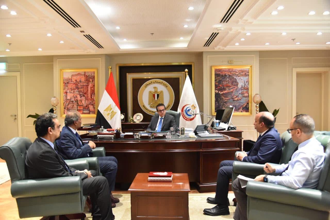 وزير الصحة يبحث مع رئيس المنظمة العالمية للسكتة الدماغية تعزيز التعاون وجعل مصر مركزًا إقليميًا رائدًا