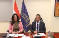 وزيرا الاتصالات والثقافة يبحثان التحول الرقمي واستخدام الذكاء الاصطناعي في الترجمة الآلية للكتب وإنتاج الكتب الصوتية