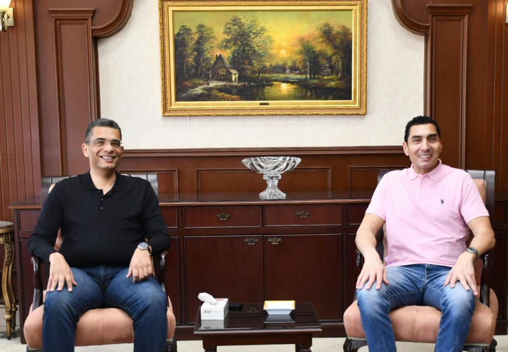 جوهر يلتقي محافظ البحر الأحمر قبل جولته التفقدية
