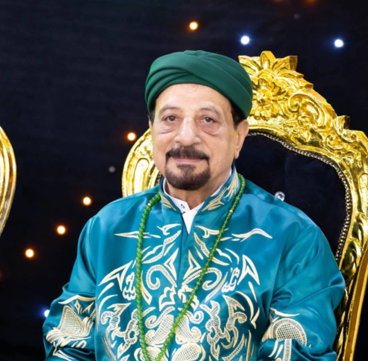 شيخ الطريقة الجازولية يهنئ البابا تواضروس الثاني والأقباط بعيد القيامة المجيد