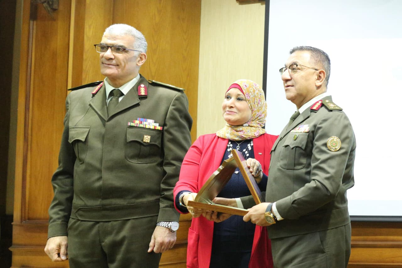 نقيب التمريض تشارك في حفل تخريج حاملي الدراسات العليا بالأكاديمية الطبية العسكرية