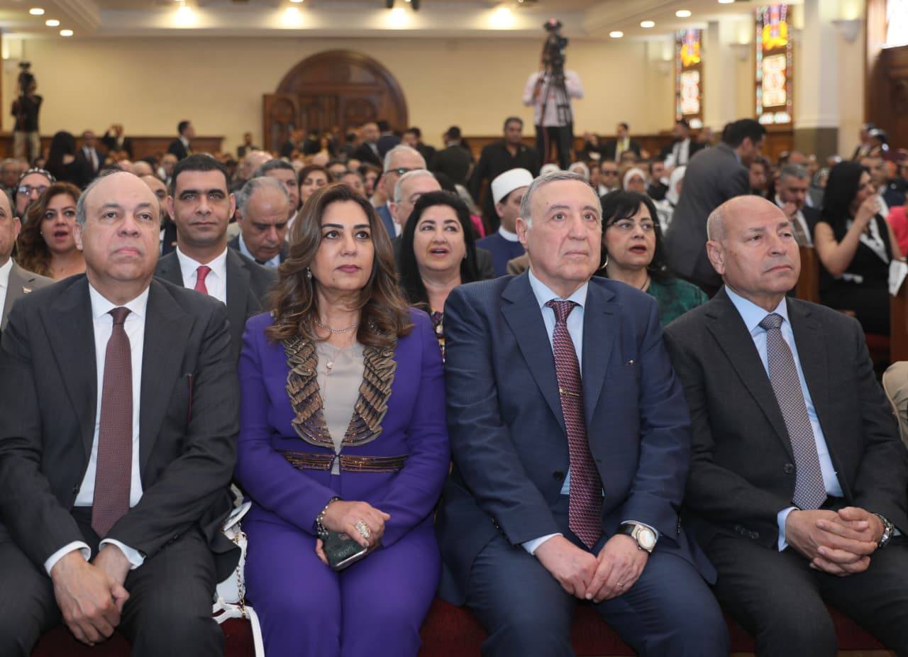 عوض تشارك في احتفالية الطائفة الإنجيلية بعيد القيامة المجيد