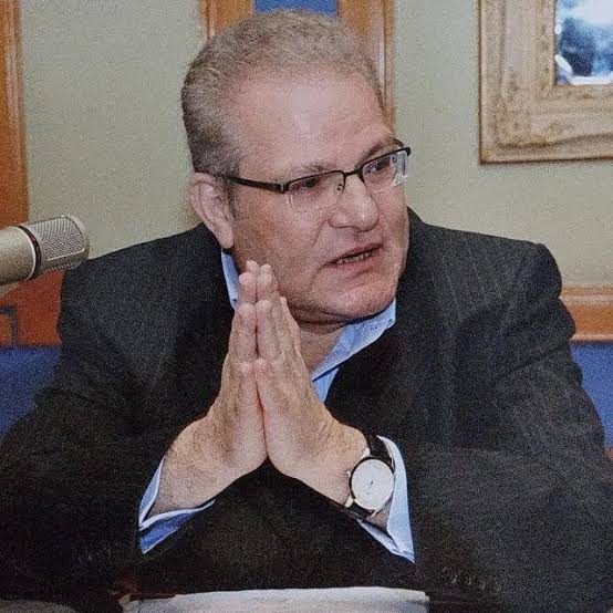 على هاشم يكتب.. عزاء المشاهير.. ولا عزاء للفقراء!
