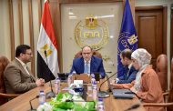 الغمراوي يوقع مذكرة تفاهم مع مدير الجهة التنظيمية الأنجولية لتعزيز التعاون الدوائي