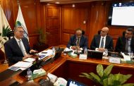 بدوى يوجه بالإسراع في استغلال إمكانات البترول والغاز بحقول شركة خالدة