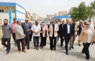 محافظ الوادي الجديد تتفقد مدرسة الخارجة الثانوية الزراعية.. لتحويلها إلى مدرسة تكنولوجيا تطبيقية