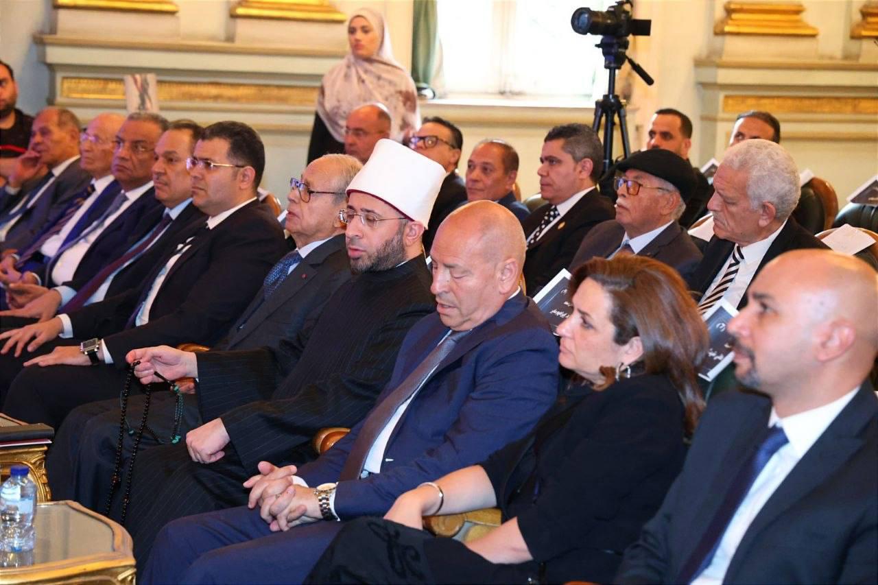 وزير الأوقاف ومحافظ القاهرة وكوكبة من العلماء يشاركون في حفل تأبين الراحل مفيد شهاب