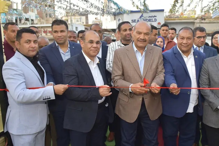 محافظ السويس يفتتح حديقة الغريب بعد تطويرها كمتنزه عام للمواطنين