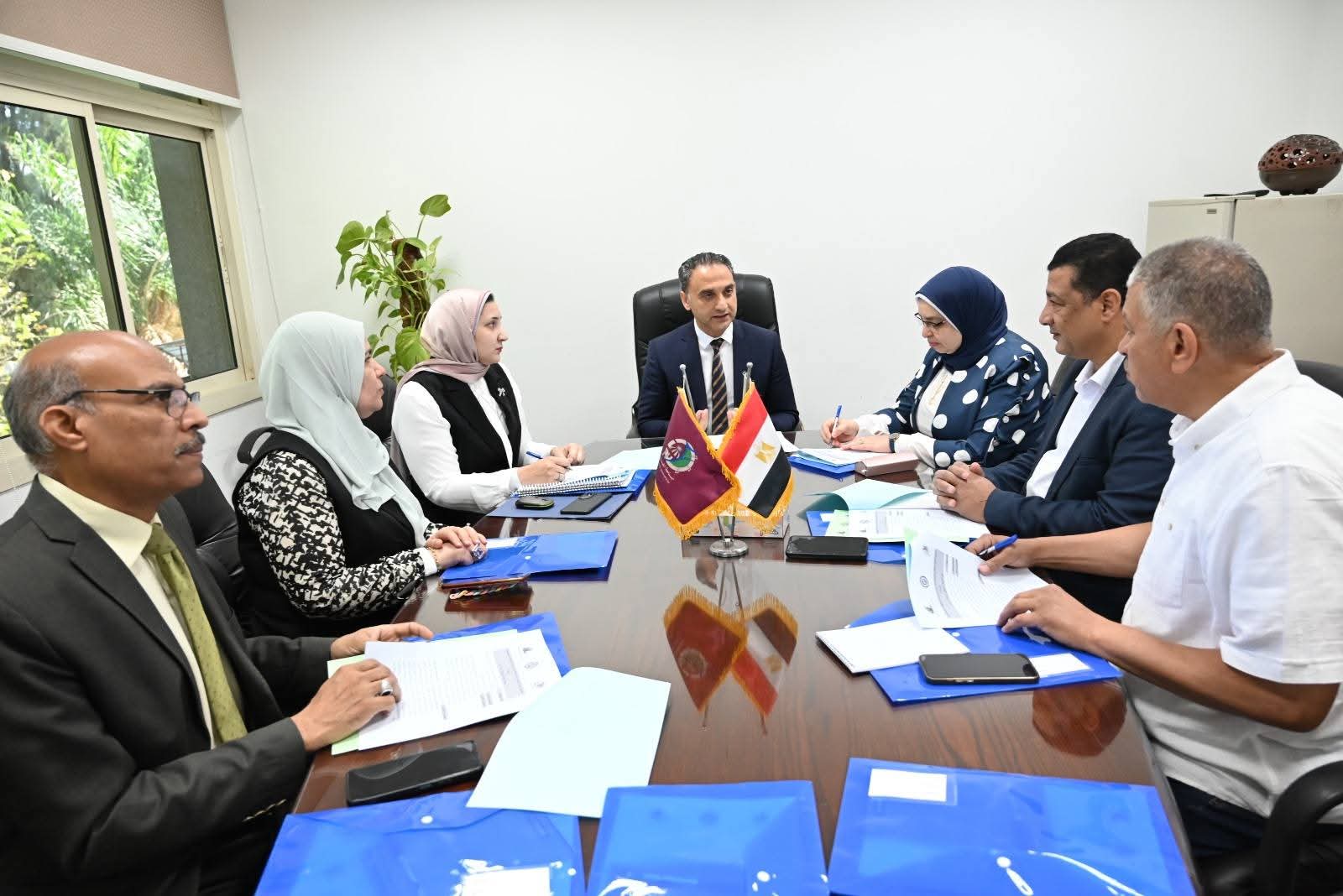 جامعة الفيوم: اجتماع مجلس إدارة وحدة رصد ودراسة المشكلات المجتمعية