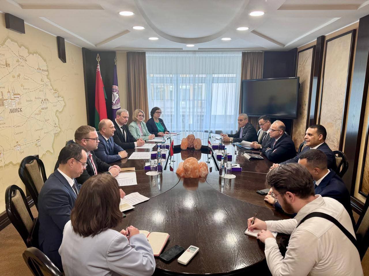فريد: ​نعمل على بناء شراكة اقتصادية مع بيلاروسيا ترتكز على تيسير وزيادة الاستثمار والتجارة والتصنيع المشترك