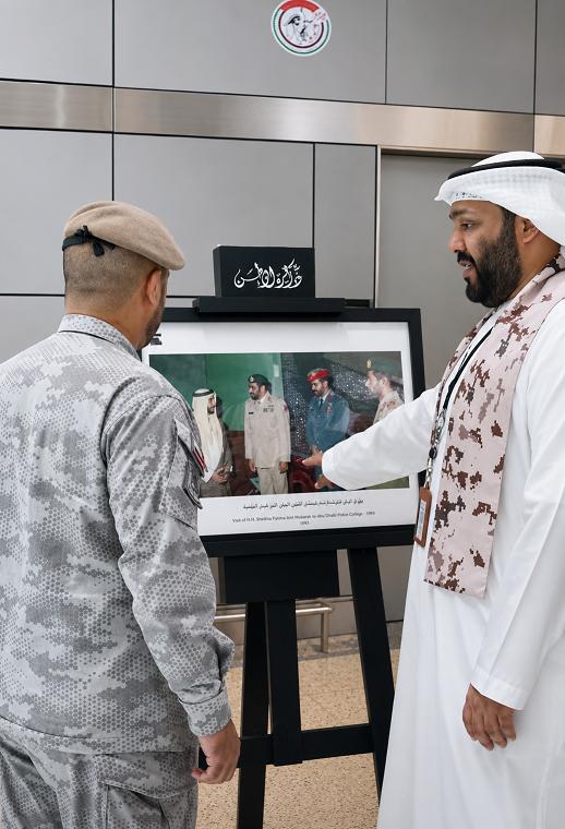 الأرشيف والمكتبة الاماراتي ينظم معرضاً احتفاء باليوبيل الذهبي لذكرى توحيد القوات المسلحة