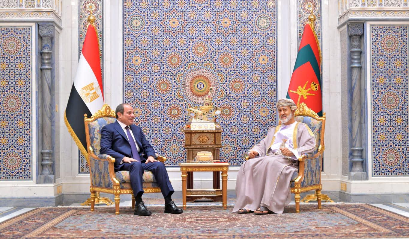 زيارة أخوية تعزز الشراكة العربية: الرئيس السيسي والسلطان هيثم يؤكدان وحدة الموقف ودعم استقرار المنطقة