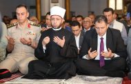 وزير الأوقاف ومحافظ دمياط يشاركان أبناء المحافظة احتفالات العيد القومي الـ776