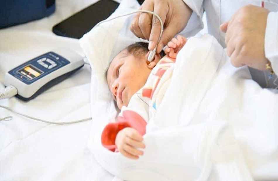 زراعة قوقعة أذن لـ3258 حالة وتركيب 13 ألف سماعة طبية