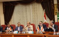 محافظ المنيا يعقد اجتماعًا موسعًا مع أعضاء مجلسي النواب والشيوخ