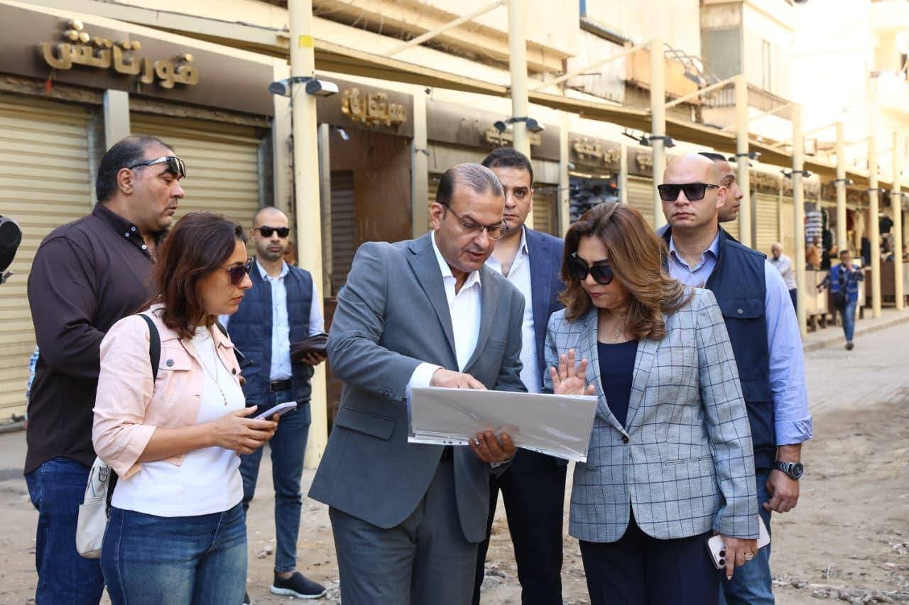 عوض تتفقد أعمال تطوير المرحلة الثانية من سوق العتبة
