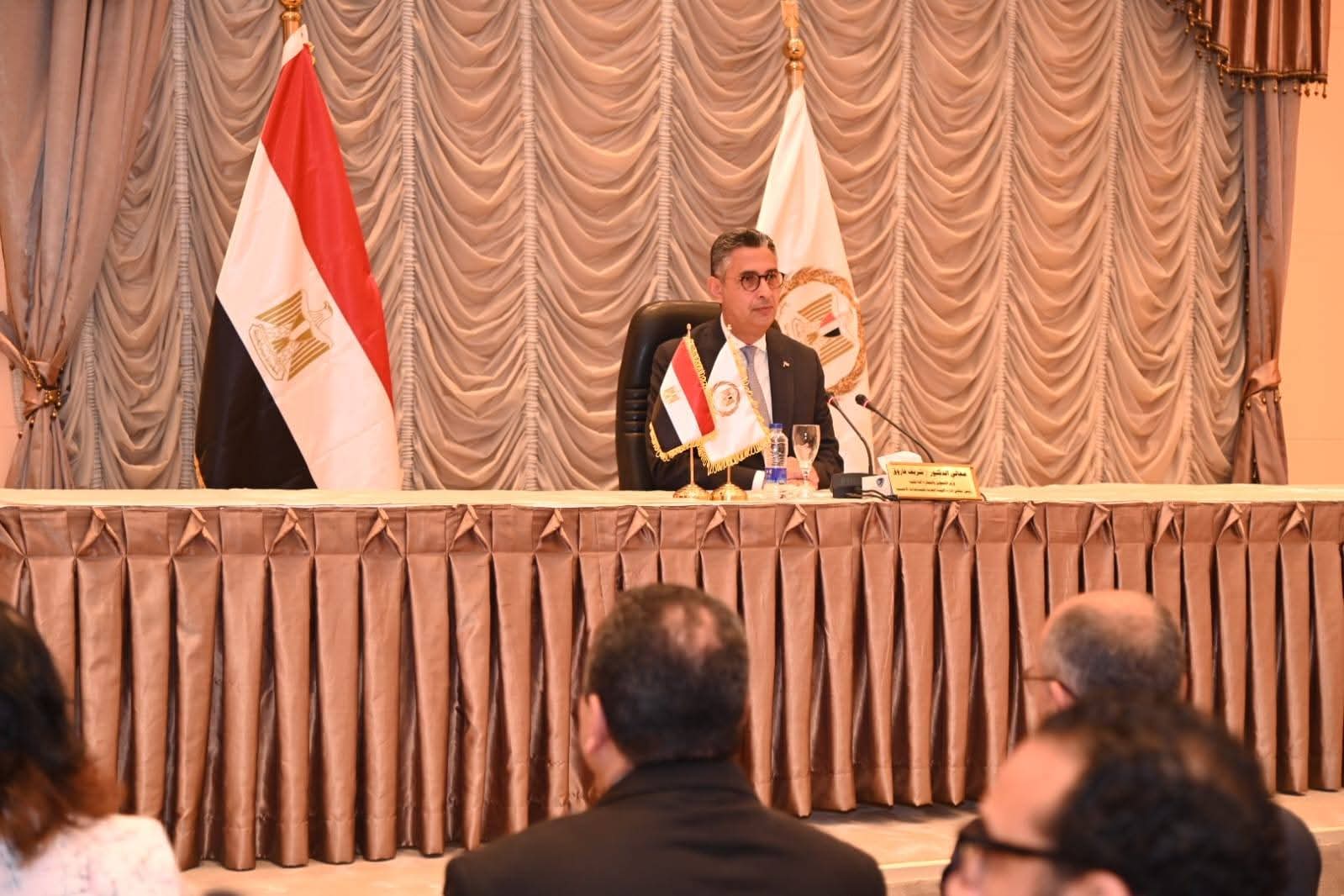 فاروق يكرم الفائزين بجائزة مصر للتميز الحكومي في دورتها الرابعة لفئة مراكز خدمة المواطنين المطورة