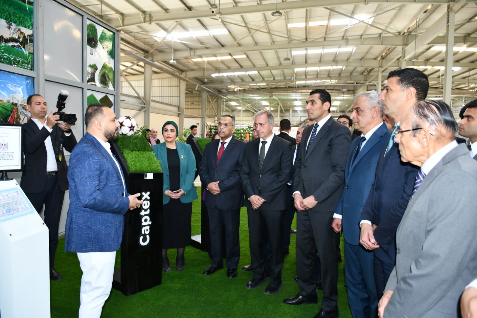 وزراء الشباب والإنتاج الحربي والصناعة يتفقدون شركة 